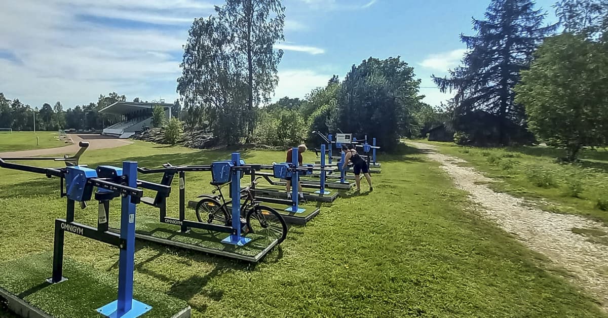 Kotkan Puistolan kentän ulkosalilaitteiden faneille hyviä uutisia – laitteet jäävät pysyvästi | Kymenlaakso