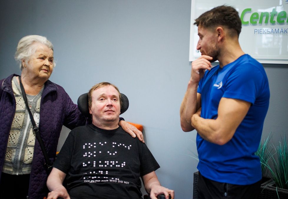 Sinikka ja Petri Poikolainen ovat molemmat Iiro Teittisen asiakkaita.