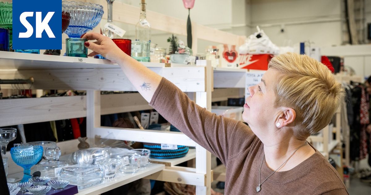 Porin uutuuskirppiksen yrittäjä kertoo, millaisia summia kirppispöydillä on tienattu