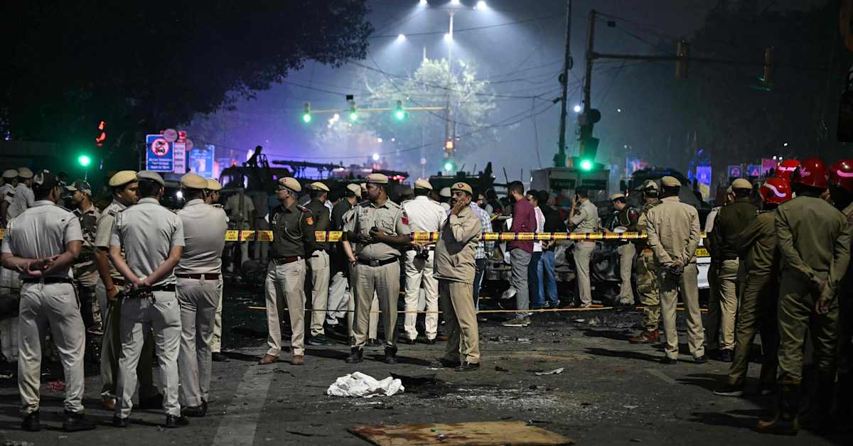 Delhin autopommia epäillään itsemurha­iskuksi | Uutisia lyhyesti