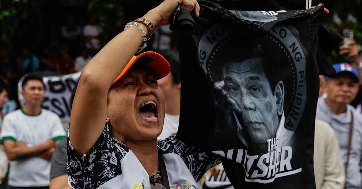 Filippiiniläiset protestoivat korruptio­paljastusten takia | Uutisia lyhyesti