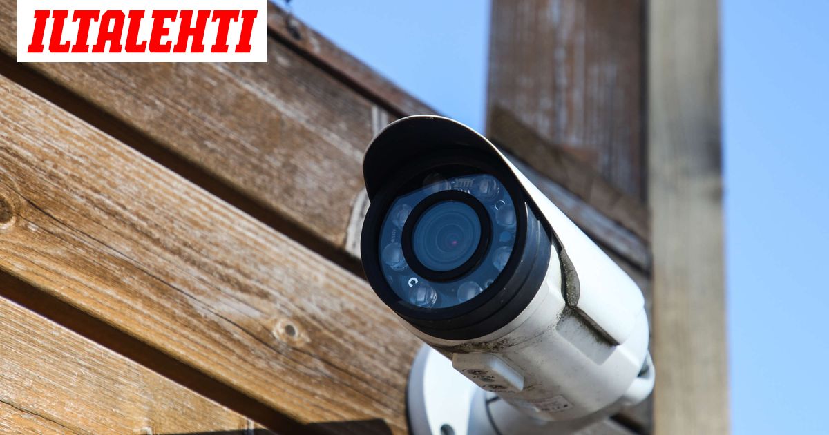 Lakimuutos kuohuttaa – Joihinkin koteihin kameravalvonta jopa ilman suostumusta