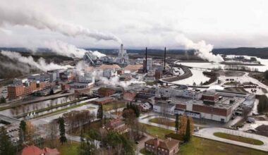 Äänekoskella Metsä Groupin biotuotetehtaan höyryverkossa on havaittu vuoto – tehtaan tuotanto keskeytetään | Keski-Suomi