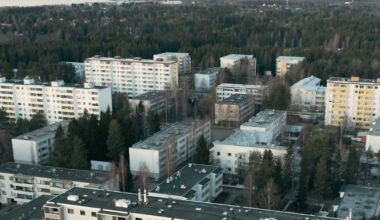 Jopa tuhansia litroja polttoainetta Kuivasojaan Oulussa – poliisi tutkii tapausta ympäristön turmelemisena | Pohjois-Pohjanmaa