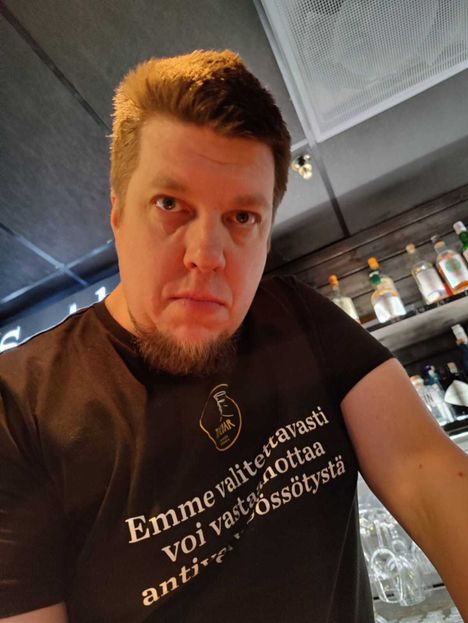 Antti Pietarinen ja viesti korona-ajan huutelijoille.