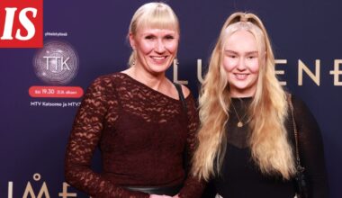 Ripsa Koskinen-Papunen harvinaisessa yhteiskuvassa Pepita-tyttärensä kanssa