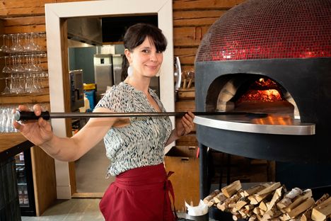 Olga perusti Iittiin ravintola Rehtorin. IL:n mukaan hän haaveili useista ravintoloista.