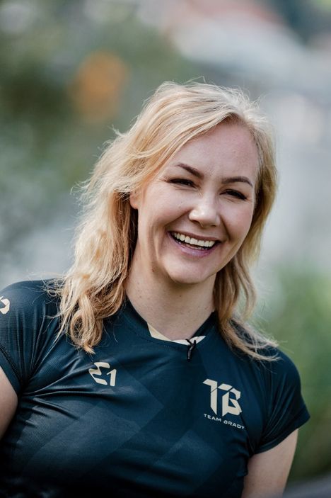 Emma Kimiläinen riemastui Ella Häkkisen sopimusuutisesta.