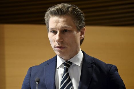 Puolustusministeri Antti Häkkänen (kok) on ilmaissut huolensa venäläisomistuksista Suomessa.