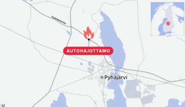 Pyhäjärvellä palaa autohajottamo – Palomestari: räjähdysäänet liioittelua | Kotimaa