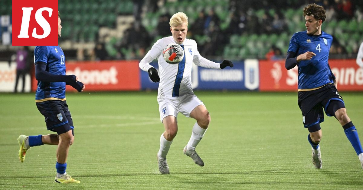 Jalkapallo: Pikkuhuuhkajat jäi tasapeliin Kosovoa vastaan