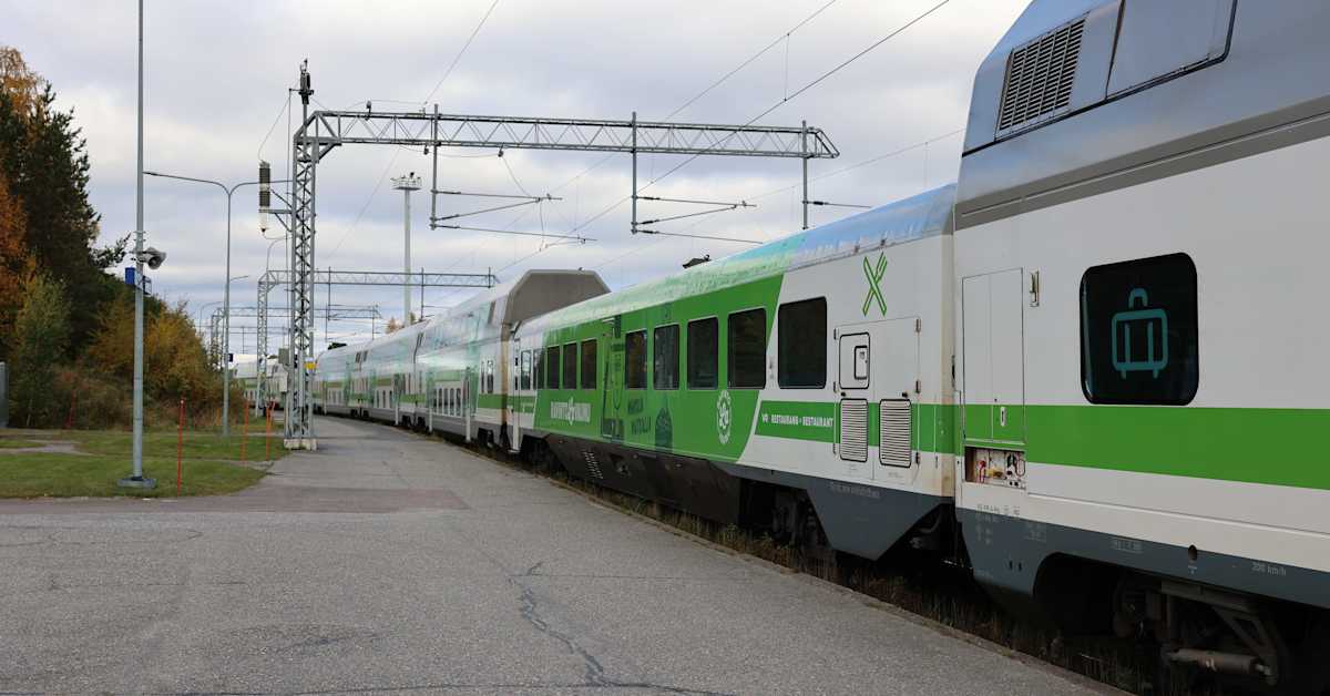 Junaliikenne poikki Espoon Kauklahden ja Kirkkonummen välillä – vaikuttaa lähi- ja kaukojuniin | Uusimaa