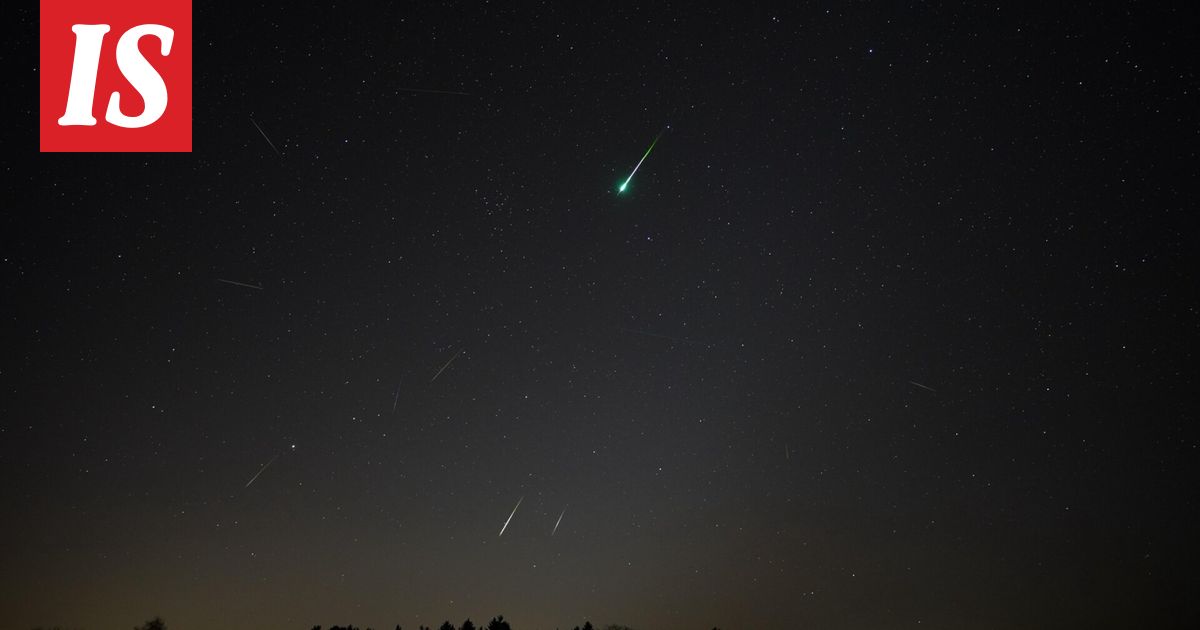 Taivaalla näkyy marraskuussa Leonidien meteoreja