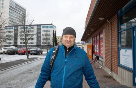 Esna Tabell kehuu Pirkkalan tyyppejä.