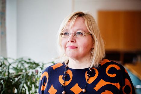 Laboren johtava tutkija Merja Kauhanen.