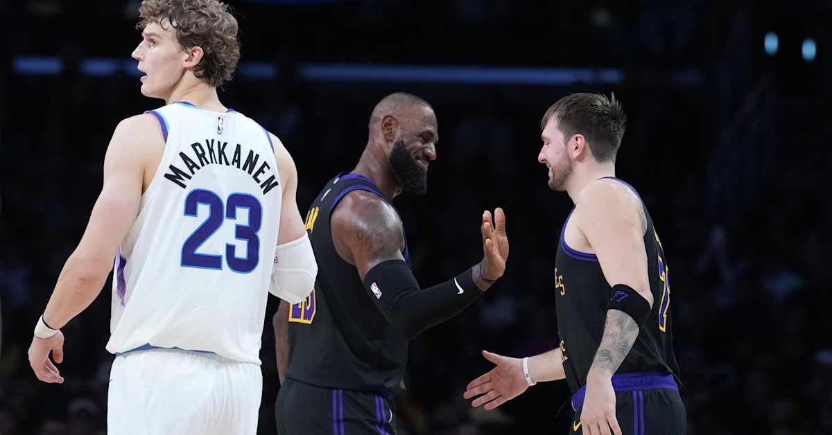 Lauri Markkasella jälleen yli 30 pisteen ilta – LeBron James palasi pelikentille | Urheilua lyhyesti