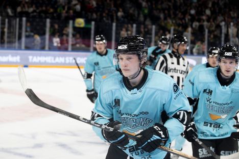 Leevi Tukiainen pelasi Pelicansissa 194 runkosarjaottelua (35+42) ennen siirtymistä JYPiin.