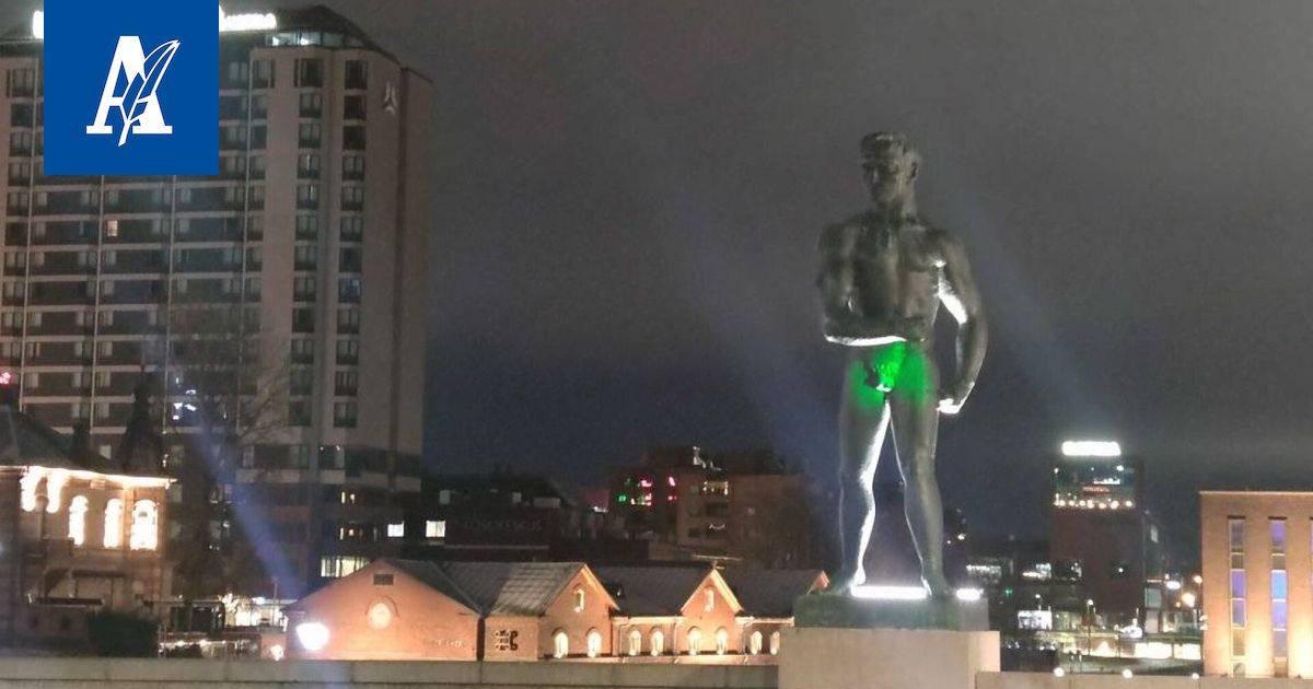 Hämeensillan patsaat vihertävät hyvästä syystä