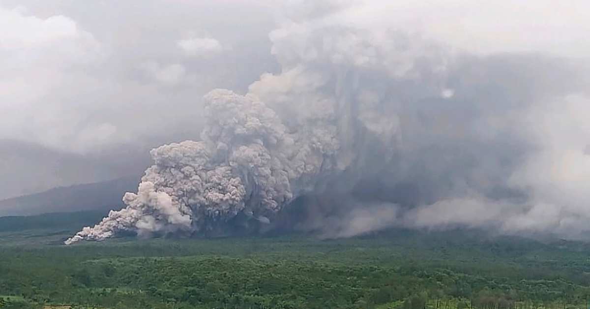 Jaavan saarella sijaitseva tulivuori on purkautunut toistuvasti | Uutisia lyhyesti