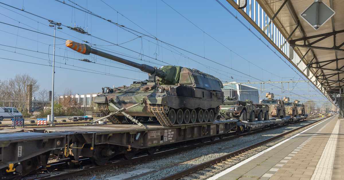 EU-komission esitys: sotilaat ja kalusto pitää saada rajan yli kolmessa päivässä – nyt siirtyminen vie jopa 45 päivää | Ulkomaat