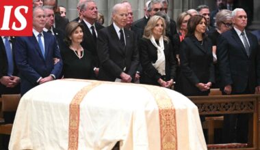 Istuvaa presidenttiä Donald Trumpia ei kutsuttu Dick Cheneyn hautajaisiin