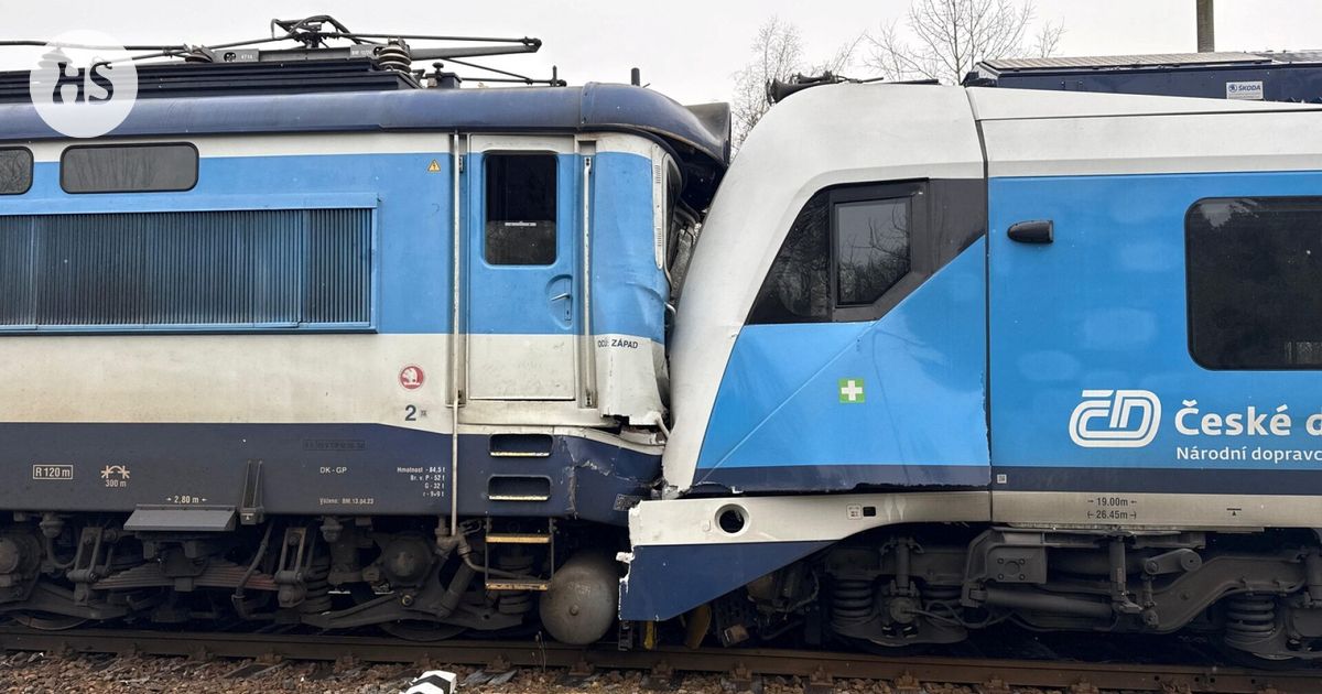 Kymmeniä loukkaantui kahden junan törmäyksessä Tšekissä
