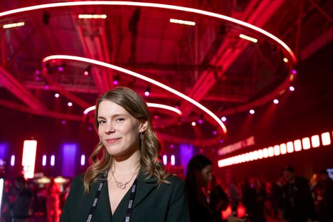 Oona Linnan yhtiön uusi sovellus on koodattu ihmisvoimin, ei tekoälyllä. Tuote perustuu muun muassa konenäköön, ja on teknisesti vaativa.