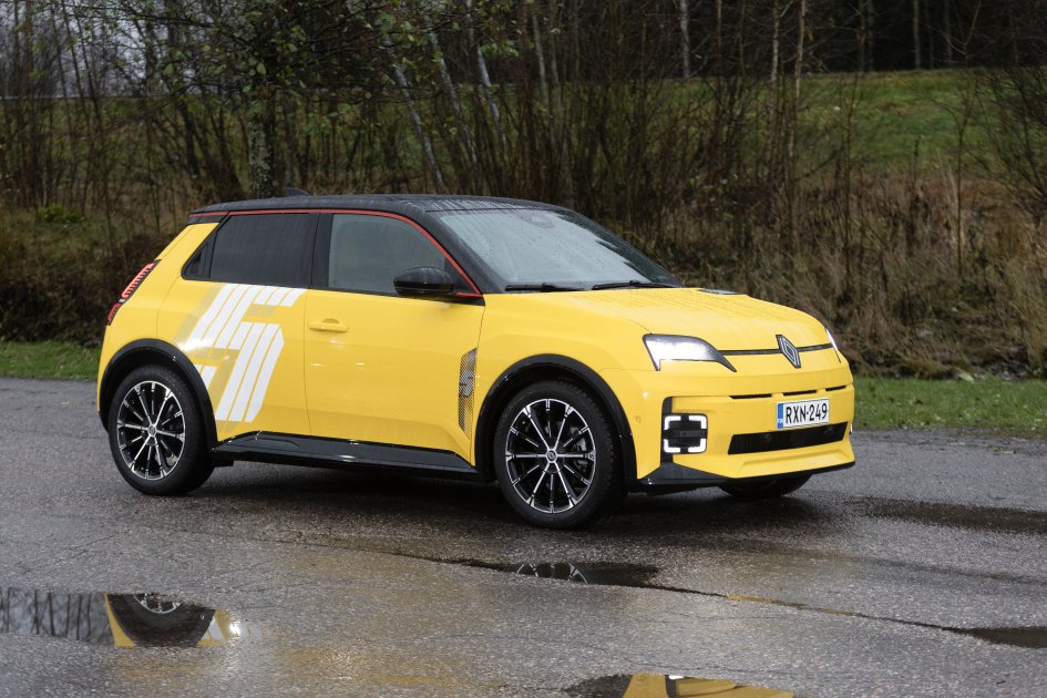 Renault 5 E-Tech electric - Retrohenkeä ja huipputeknologiaa samassa paketissa