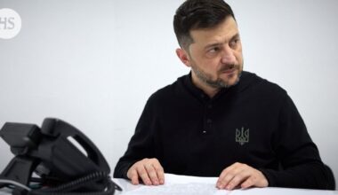 FT: Yhdysvaltain ja liittolaisten tapaaminen oli ”kuvottava”, Trumpin mukaan Zelenskyin ”on pidettävä” suunnitelmasta