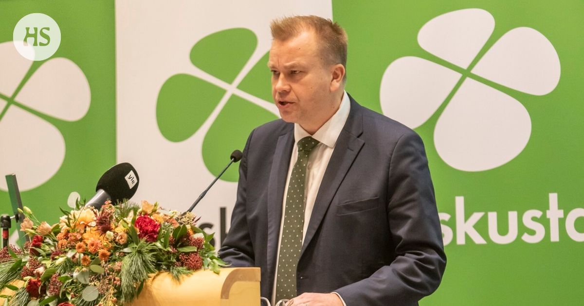 ”Herää pahvi!” Antti Kurvinen hihkaisi ja pelotteli keskustalaisia sinipunahallituksella