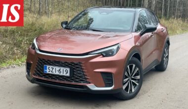 Suomen myydyimmän auton saa myös toisenmerkkisenä – ja eri hintaisena