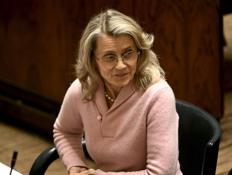 Päivi Räsänen vastaa somekritiikkiin.