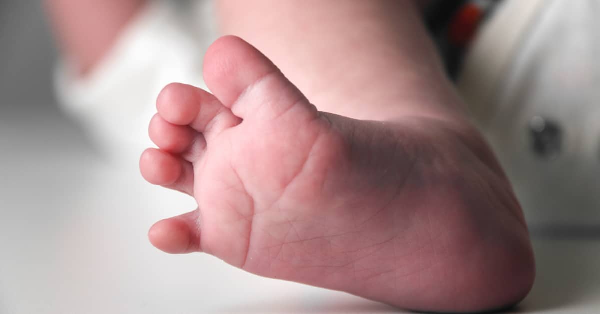 Kiinalaistutkija väittää muokanneensa kaksosvauvojen perimää – tiedeyhteisö epäilee hanketta ja pitää sitä hirviömäisenä