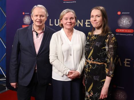 Johannes Holopaisen isä Juha Matti Holopainen, äiti Irja Holopainen ja sisko Heidi Holopainen.