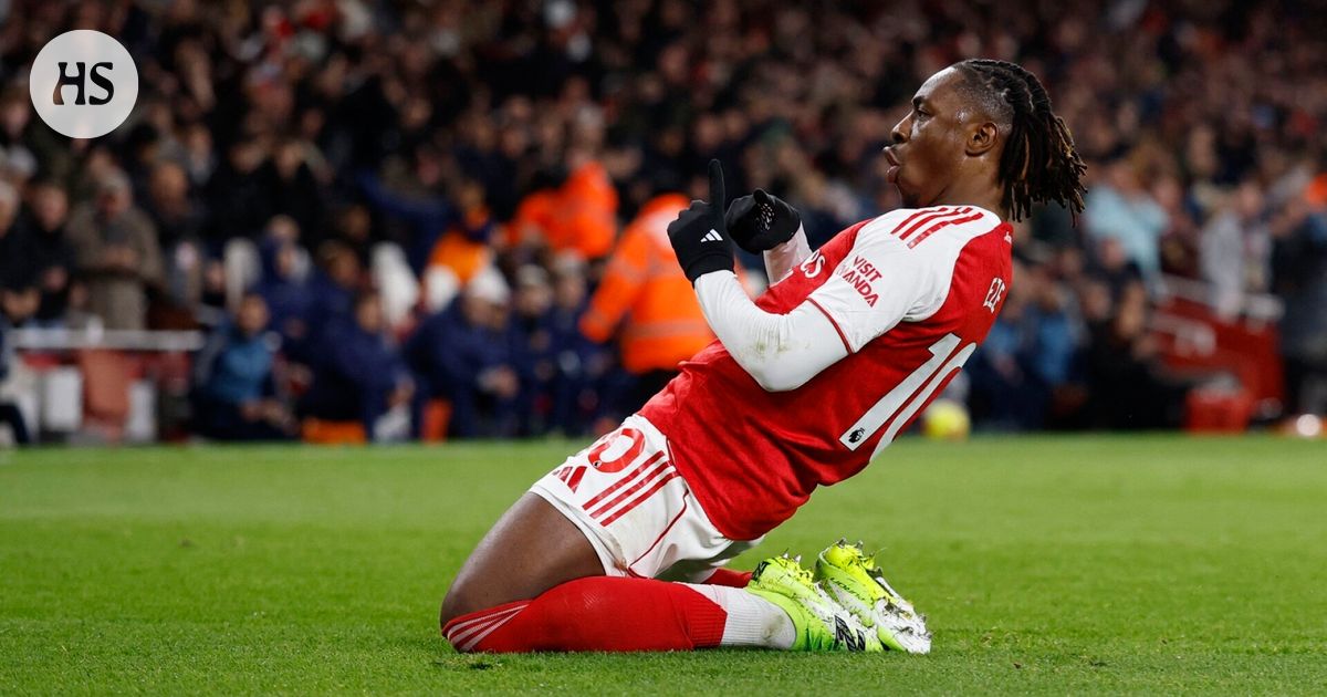 Valioliiga: Arsenal murskasi Tottenhamin, Eberechi Eze teki hattutempun