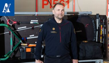 Ylöjärveläinen pelastus­ryhmän johtaja ei ole nähnyt jäihin jäätynyttä joutsenta yli 37 vuoden urallaan – vaikka niistä soitetaan koko ajan