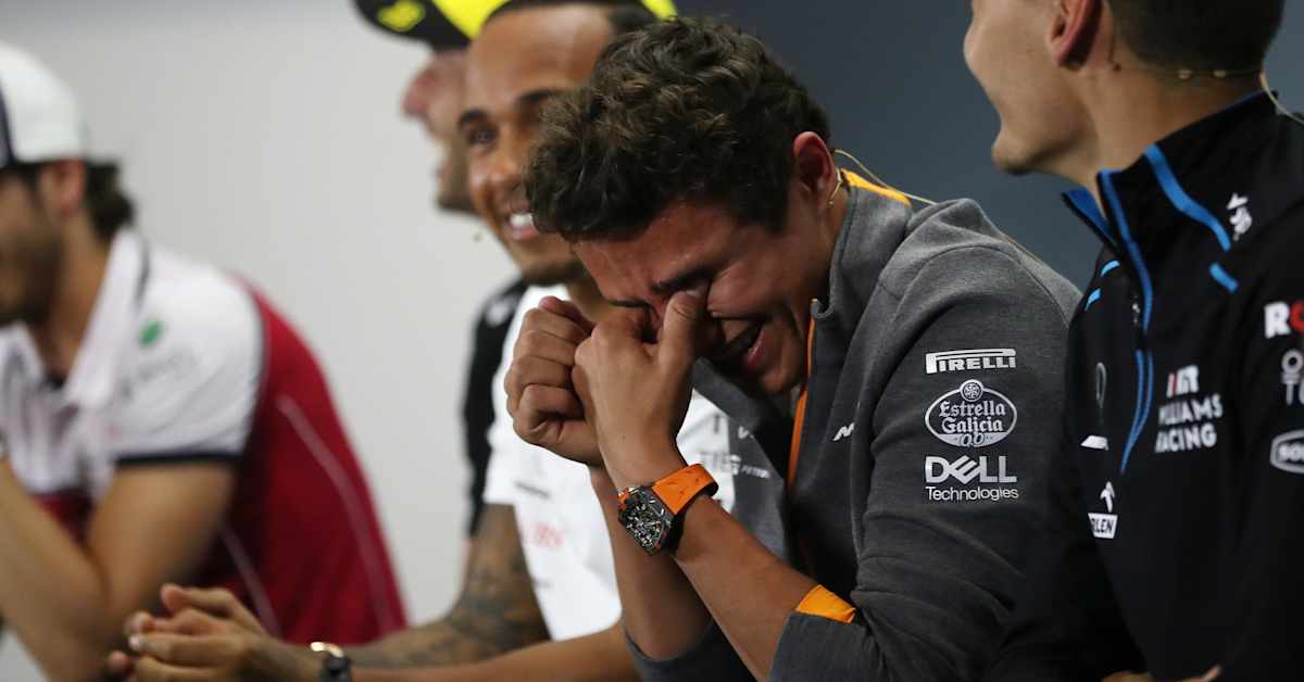 Lando Norris iski Carlos Sainzia munille ja nauroi hysteerisesti – nyt hän on vihattu F1-menestyjä | Urheilu