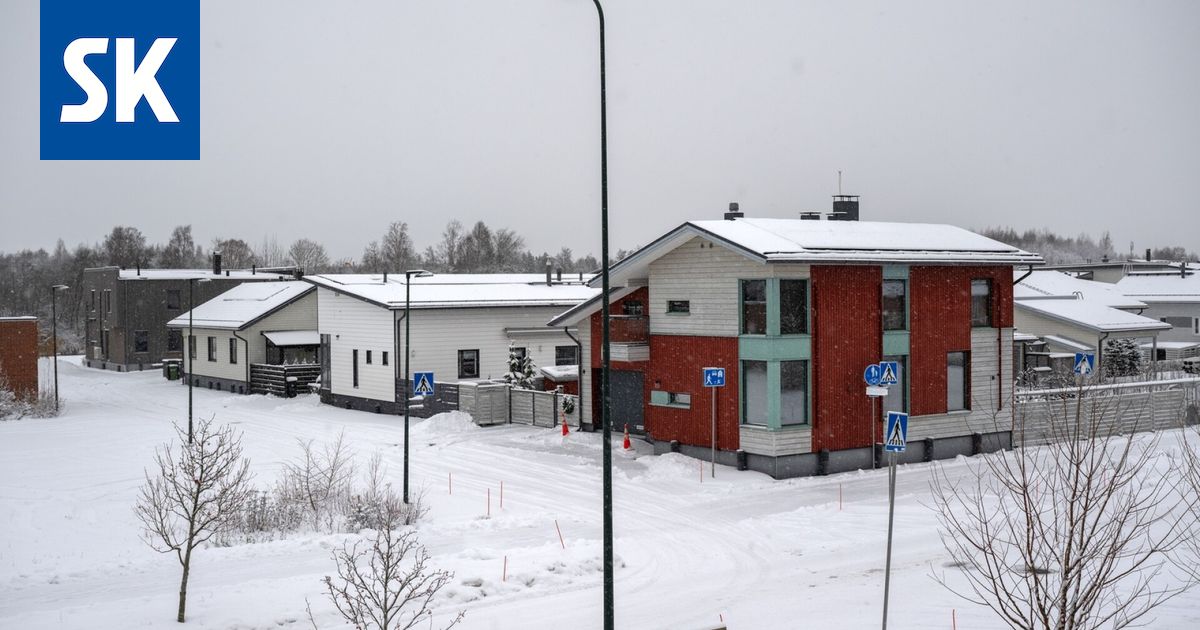 Kaukolämmön hinnat vaihtelevat suuresti Satakunnassa, sillä samankokoisten omakotitalojen lämmityskustannuksissa voi olla lähes tuhannen euron vuosiero eri alueilla.