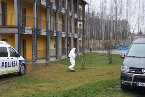 Poliisitehtävälle osallistui useita partioita.