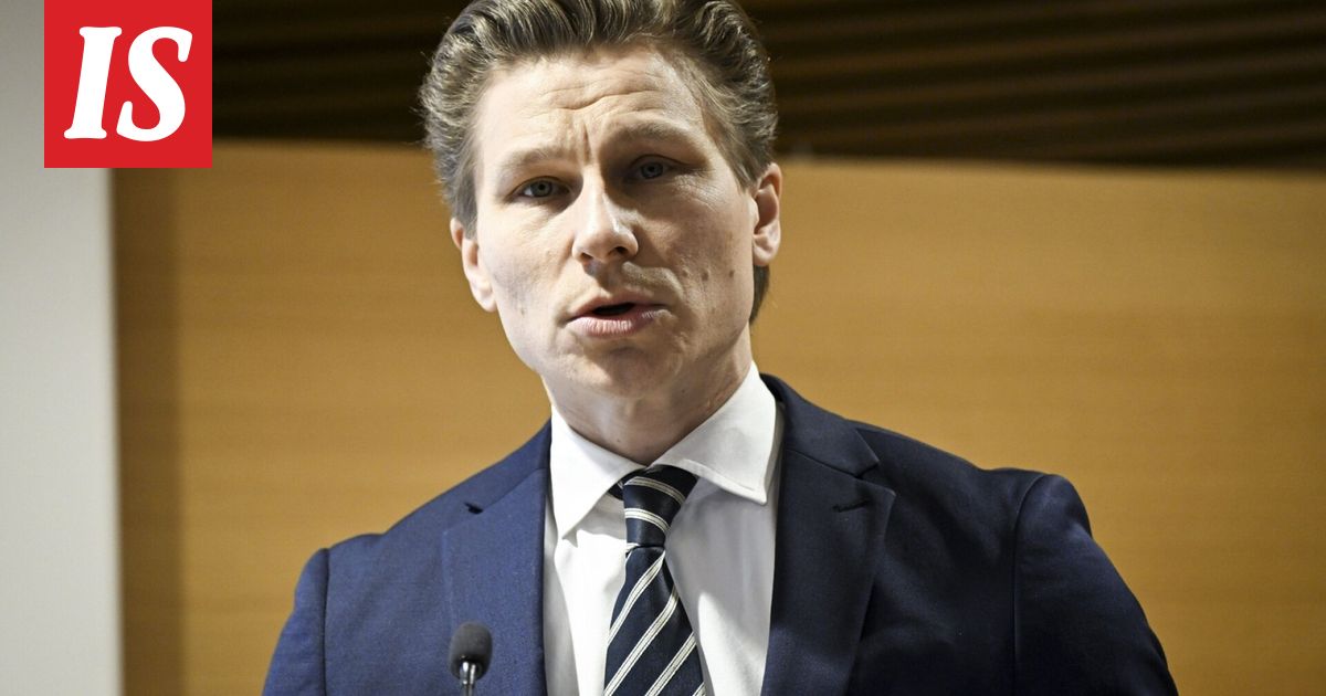 Puolustusministeri Häkkänen: Uusi Nato-joukko Suomeen?