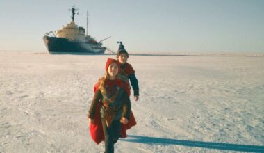 Tonttu-elokuva kiinnostaa kotimaisia teatterikatsojia, mutta loistaa arvioissa vain himmeillä tähdillä | Lappi