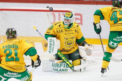 Dominik Pavlatin taso heittelee rajusti.