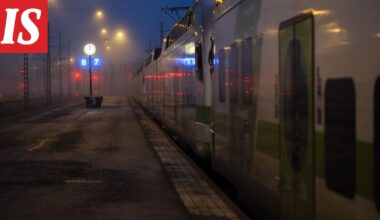 Juna hajosi radalle – pitkiä myöhästymisiä junaliikenteessä