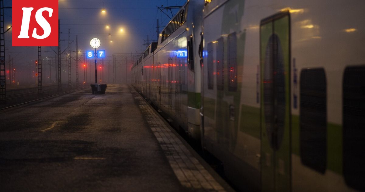 Juna hajosi radalle – pitkiä myöhästymisiä junaliikenteessä