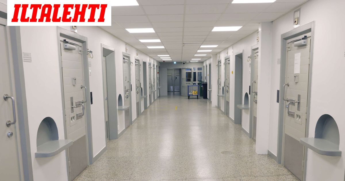 Harvinaisen pitkään istunut murhaaja pääsee vapaaksi