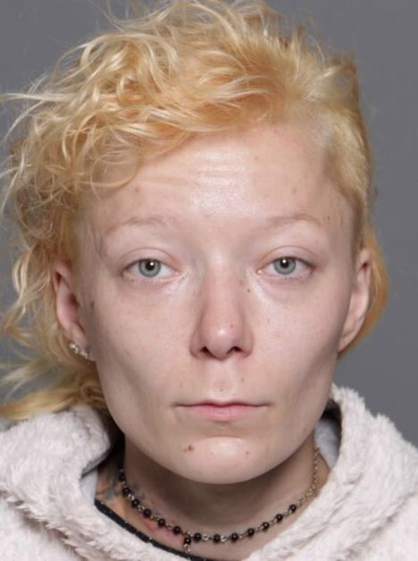 Poliisi julkaisi Katja Sofia Mäkisen kuvan, jotta hänen kohtalostaan saataisiin vihjeitä.