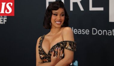 Cardi B teetti napanuorasta korun