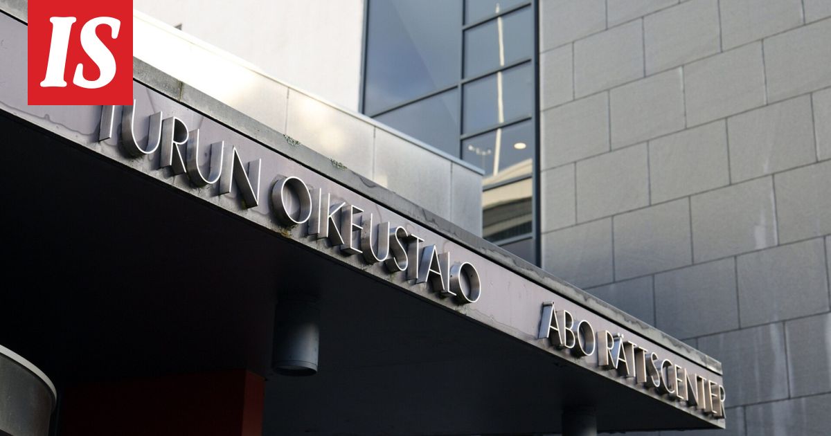 Taksikuski törmäsi mieheen ja piilotti todisteet