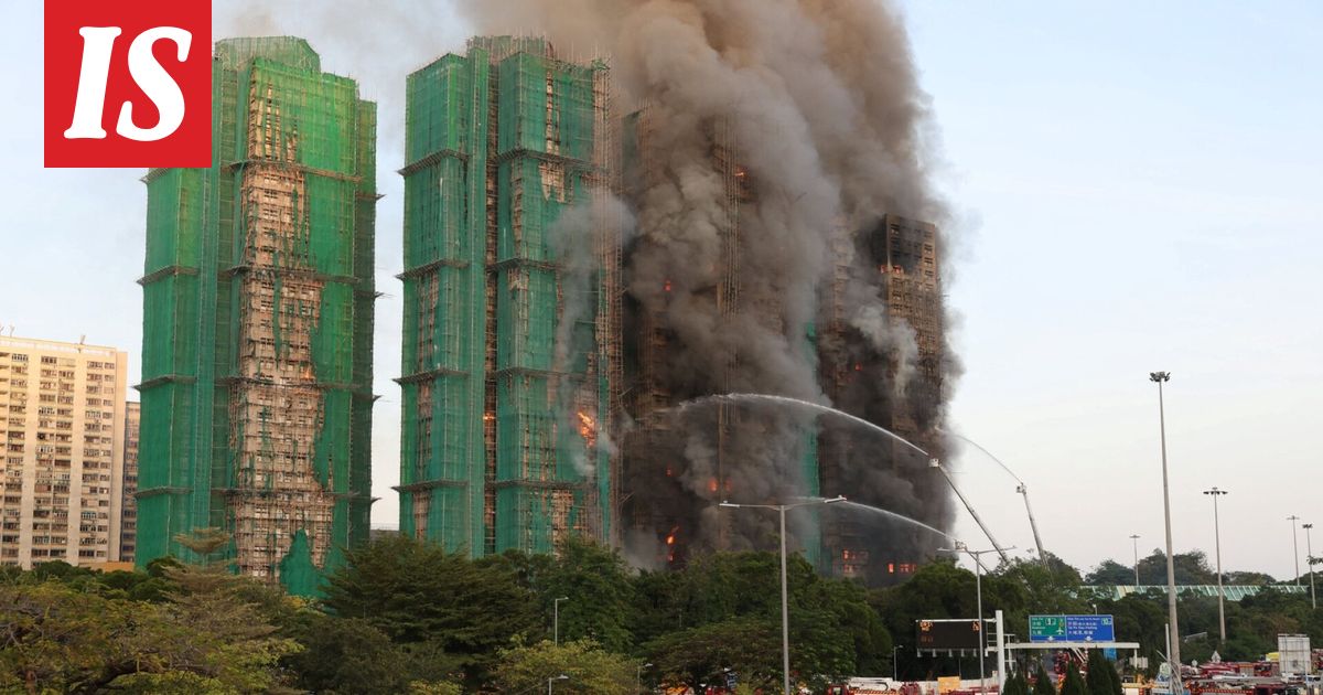 Suora lähetys: Useita tornitaloja ilmiliekeissä Hongkongissa