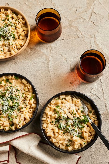 Edulliset ja terveelliset pavut ja linssit sopivat pastoihin ja kastikkeisiin.